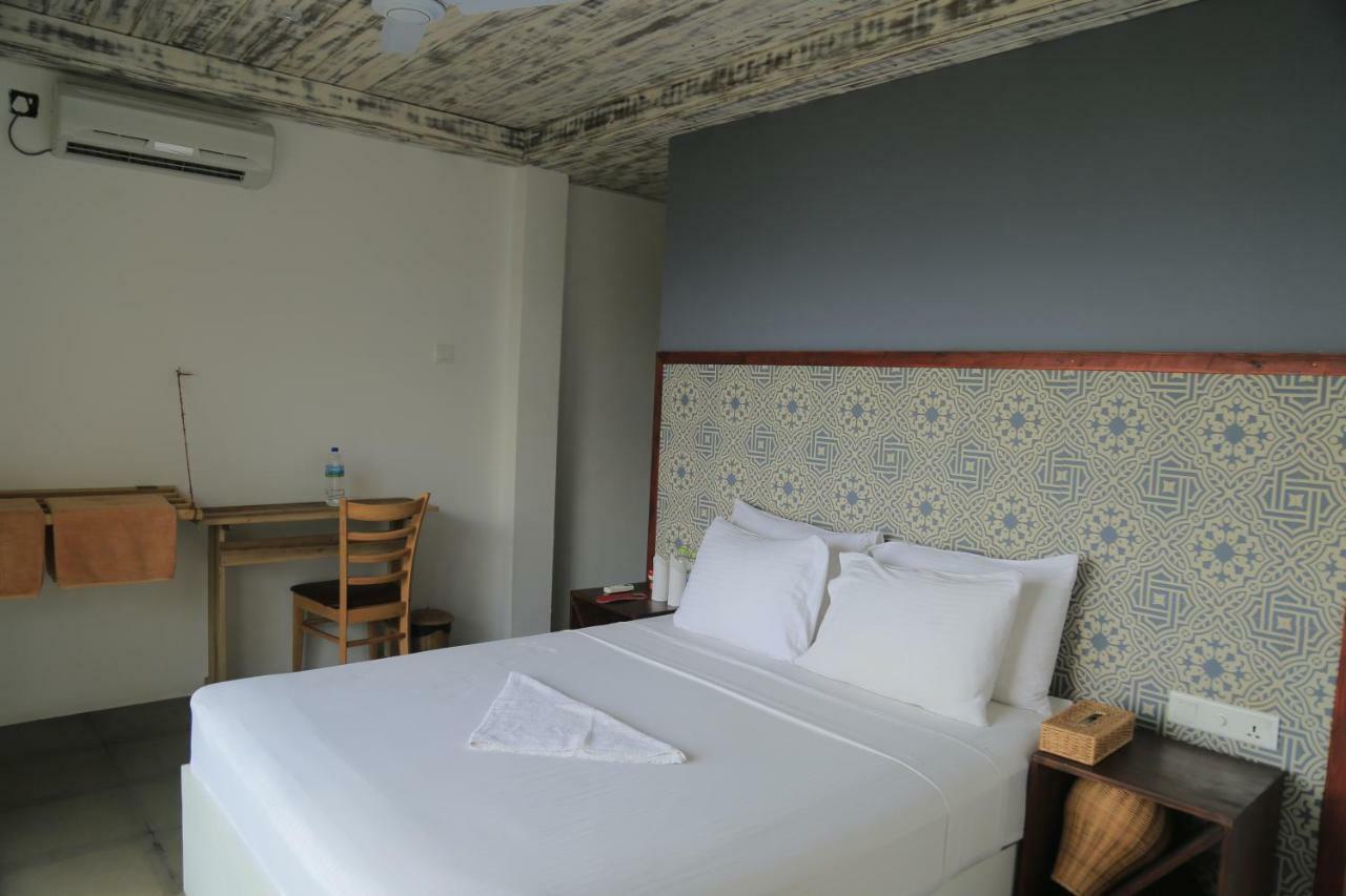 Toddy By Hoppa Hotel Унаватуна Екстериор снимка